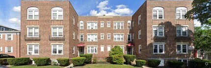 Building Photo - 385 Ives St
