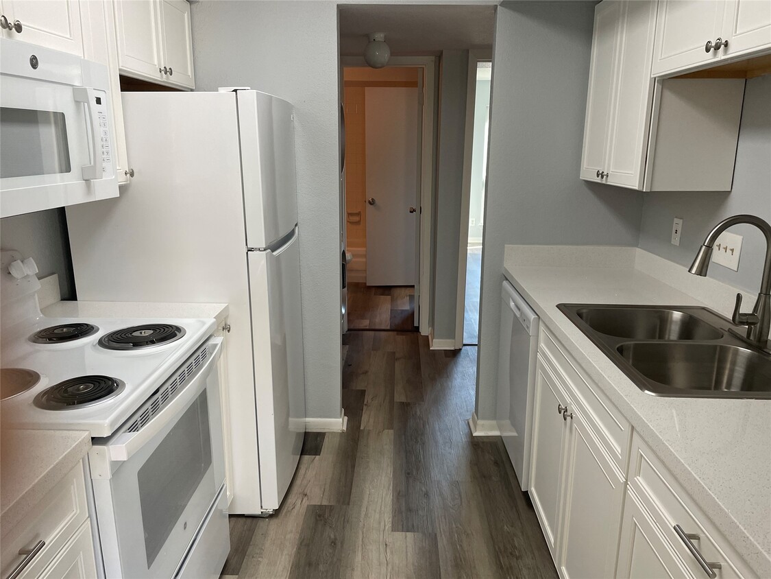 Foto principal - 3220 69th St