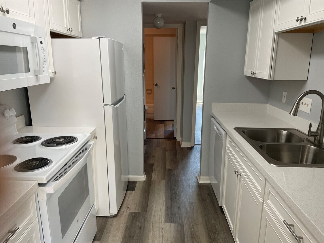 Foto principal - 3220 69th St