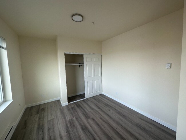 Foto del edificio - 334 Wells Ave S