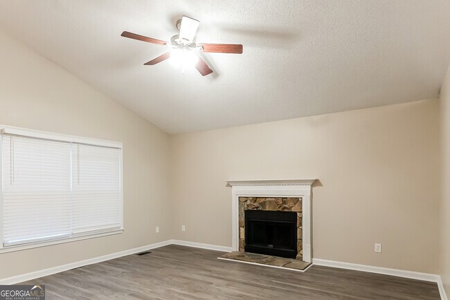 Foto del edificio - 64 Willow Bend Dr NW
