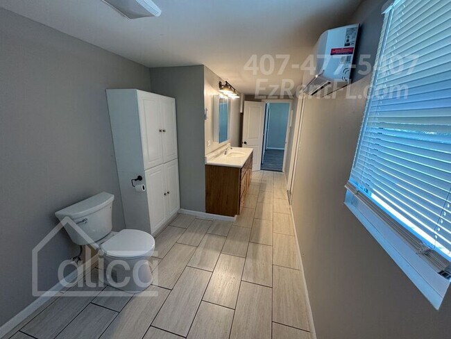 Foto del edificio - 21899 Buxton Ave