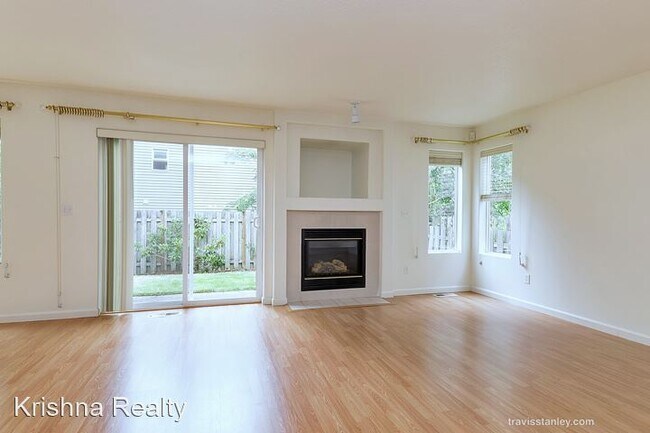 Building Photo - 4 br, 2.5 bath House - 4932 NE Candlewood Pl