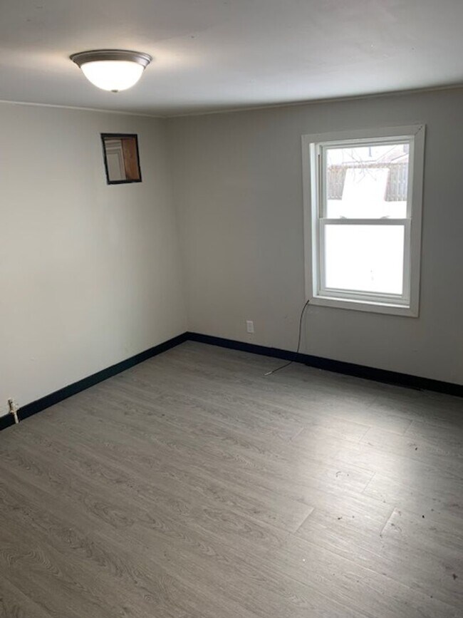 Foto del edificio - 213 S 2nd St