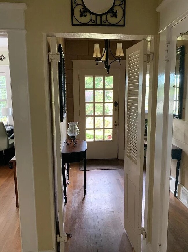 Building Photo - 1313 Fairmont St