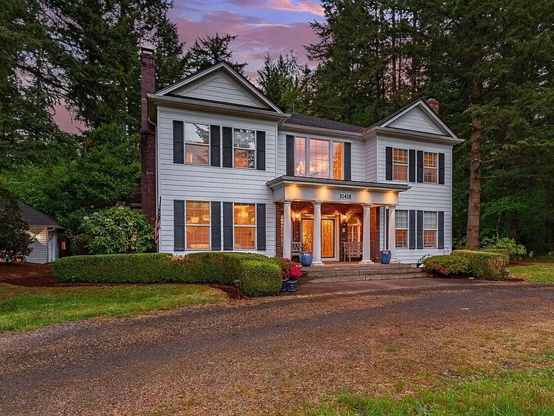 Foto principal - 21416 NE 63rd St