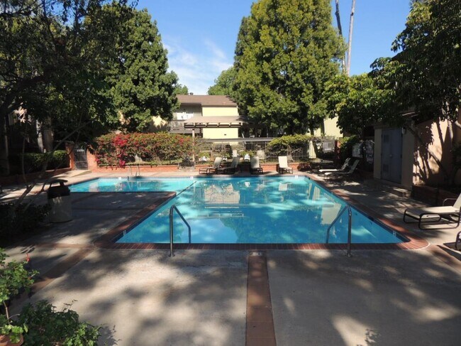 Foto del edificio - 7974 Mission Center Ct