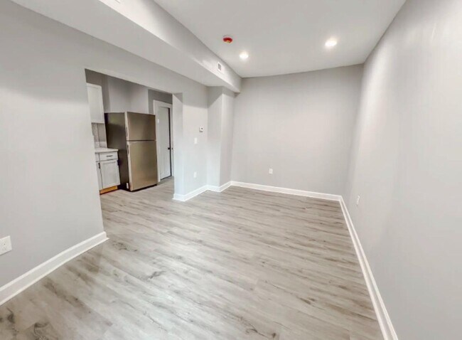 Foto del edificio - 2922 Ridgewood Ave