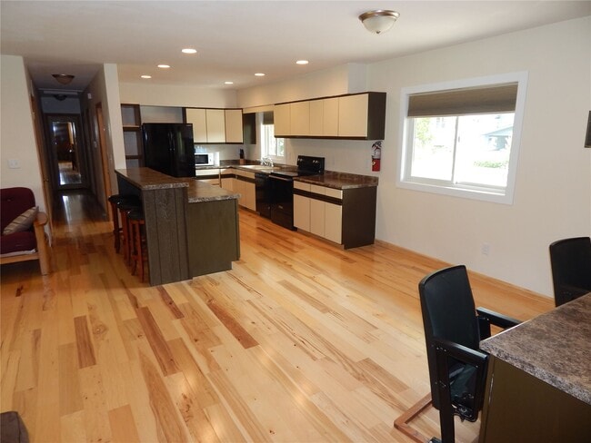 Kitchen Island and Kitchen w/ Newer Appliances - 825 N Dodge St