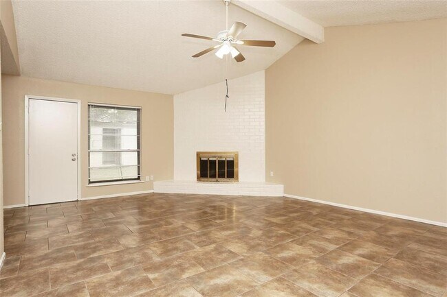 Foto del edificio - 22518 John Rolfe Ln