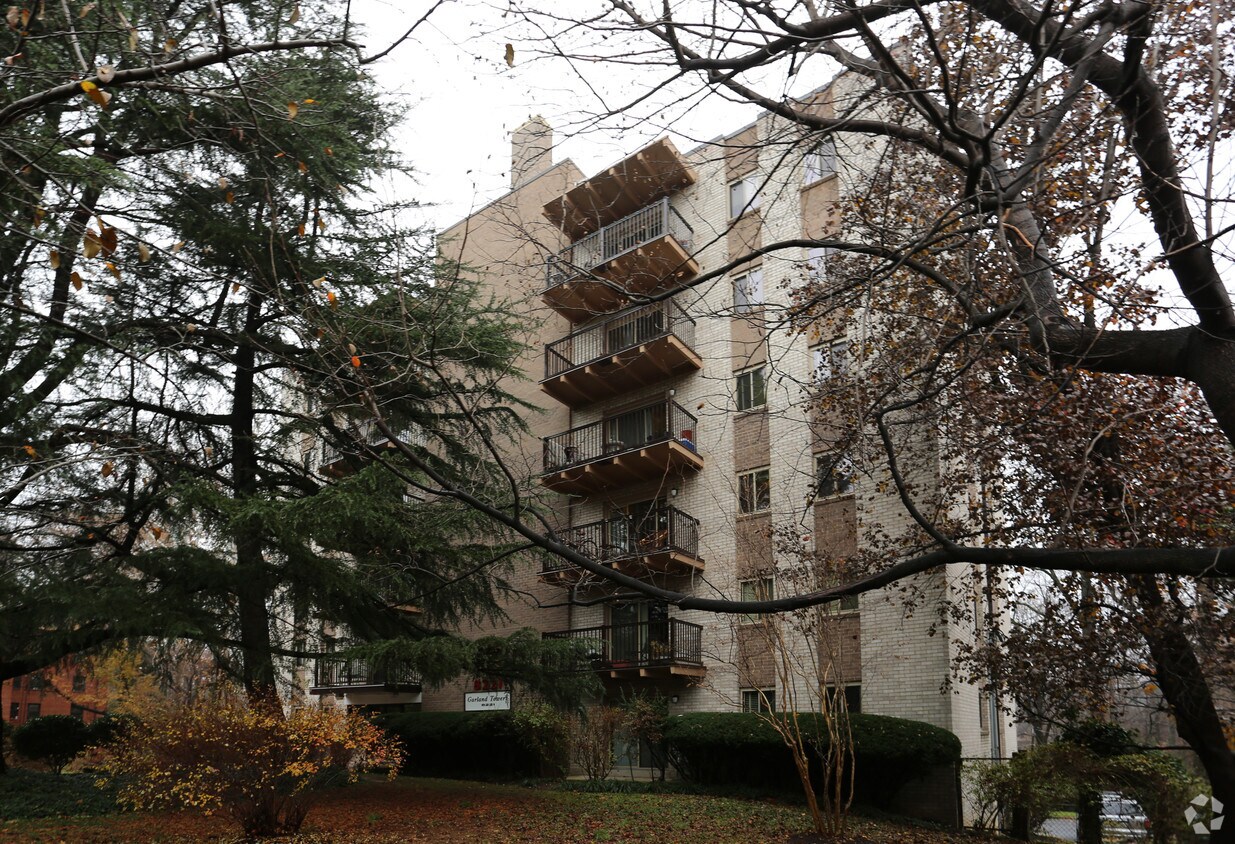 Foto del edificio - Garland Towers