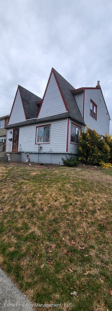 Building Photo - 4 br, 1.5 bath House - 5083 Homestead Ave