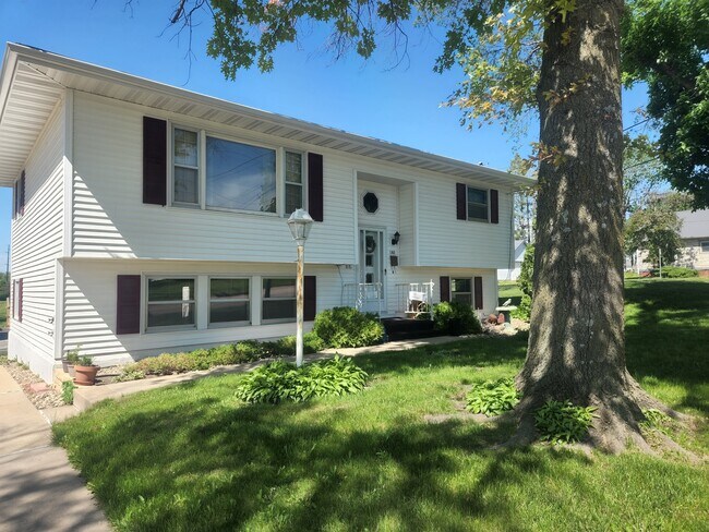 Front View - 182 8th Ave