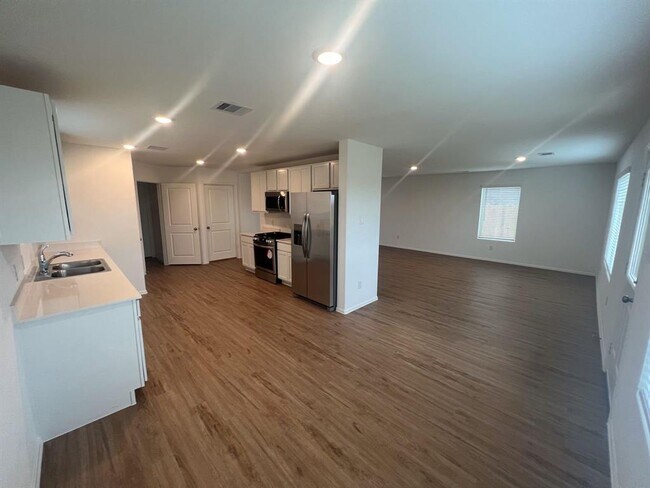 Building Photo - 4127 Neches Bnd Dr