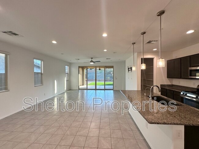 Building Photo - 13273 W Crimson Ter