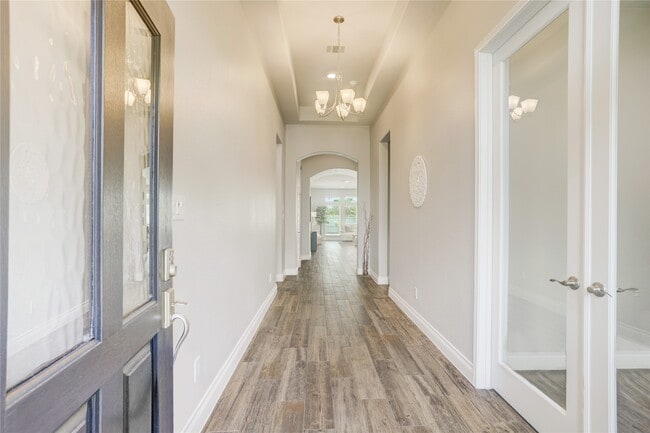 Building Photo - 9811 Faulkner Trl