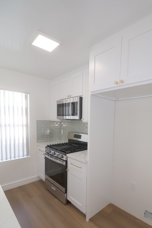 Foto del edificio - 5457 Laurel Canyon Blvd