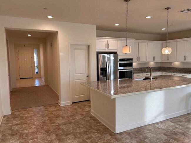 Building Photo - Single level 4 bedroom home for rent