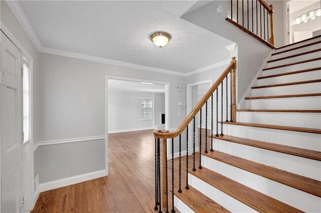 Building Photo - 5223 Davantry Dr