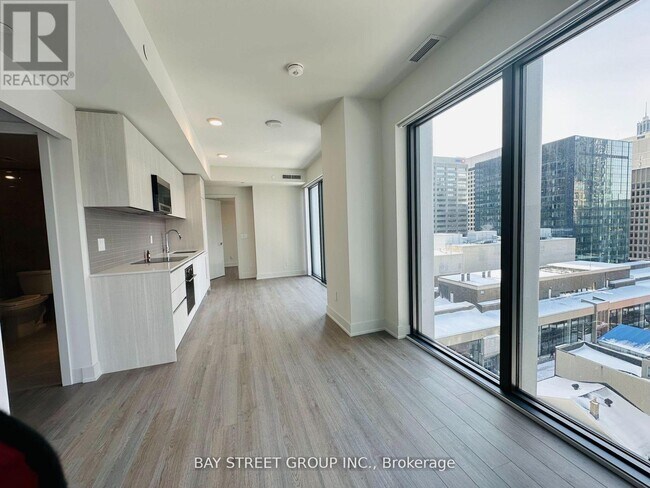 Photo du bâtiment - 8 Cumberland St