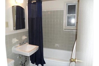 Bathroom Fixtures Yonkers Ny crestwood lake apartments rentals - yonkers, ny | apartments Bathroom Fixtures Yonkers Ny crestwood lake apartments rentals - yonkers, ny | apartments