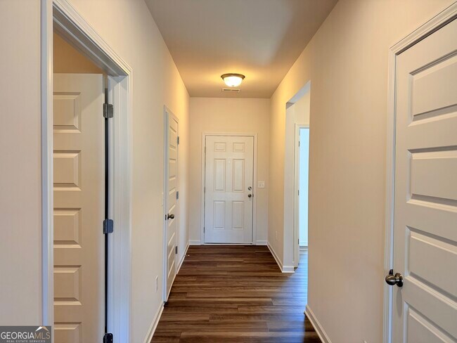 Foto del edificio - 824 Kensington St