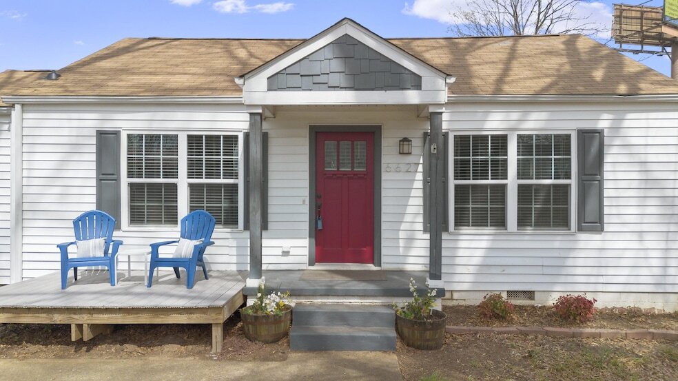 Primary Photo - 6627 Hilton Dr