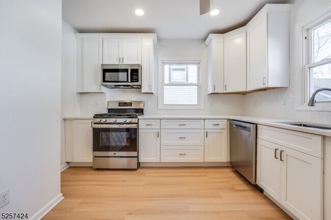 Foto del edificio - 35 Mountain View St