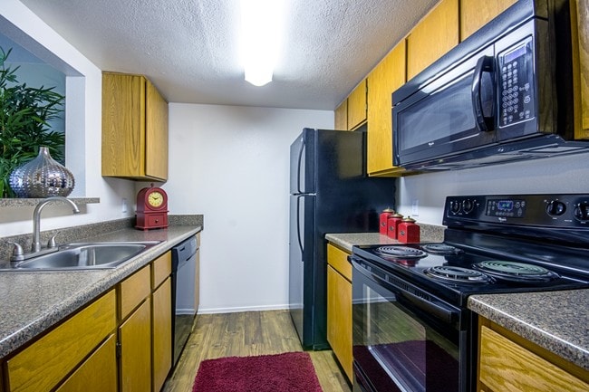 Photo - Countryside Village Apartments