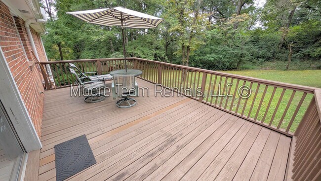 Building Photo - 3/2.5 House Near Brevard - 18Mo Lease