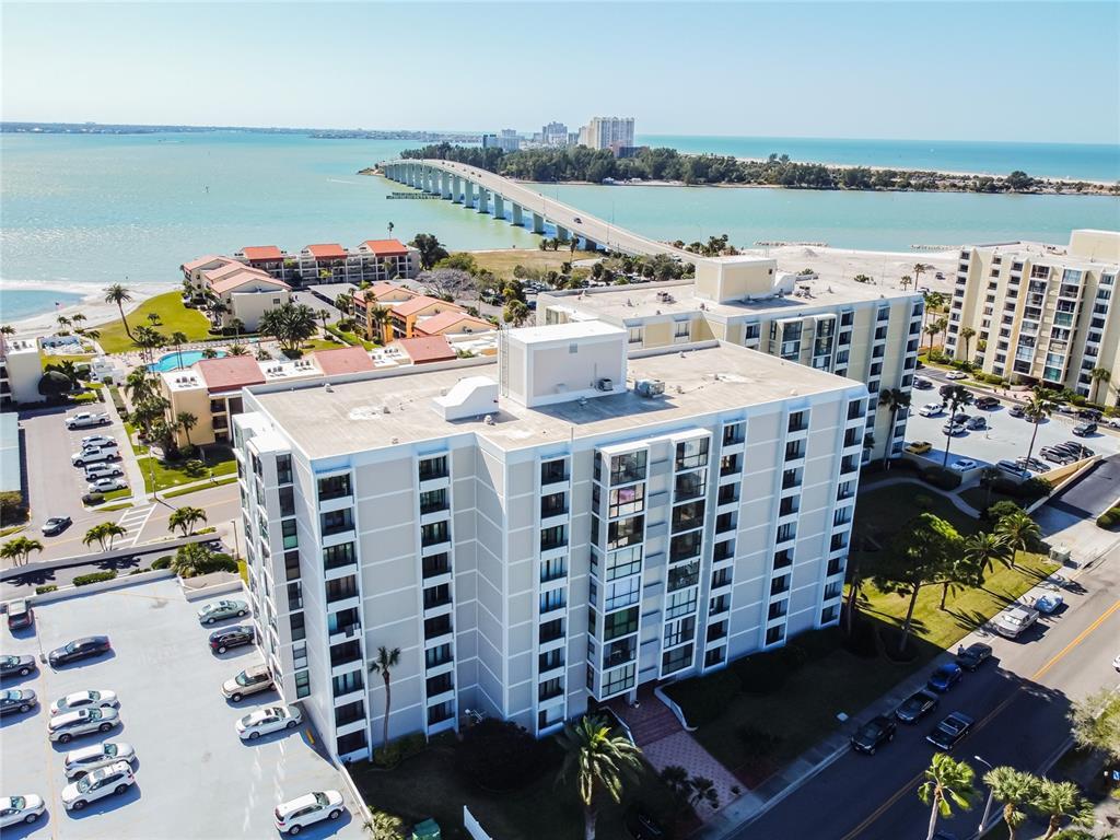 Primary Photo - 851 Bayway Blvd