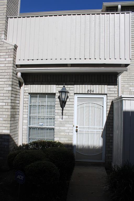 Building Photo - 3800 Tanglewilde St
