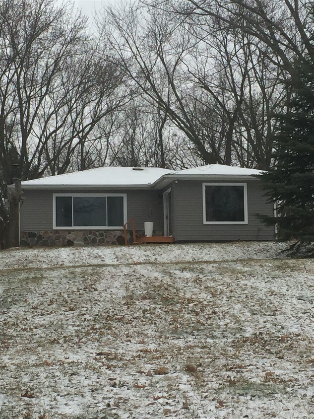 Primary Photo - 11251 Ford Rd