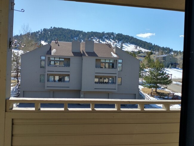 Photo - 23684 Pondview Plz Apartment