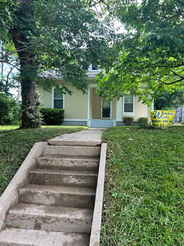 109 Watterson Trail, Middletown, KY 40243 House Rental in Middletown