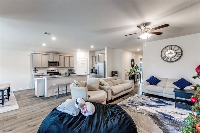 Building Photo - 9809 Gooseneck Dr