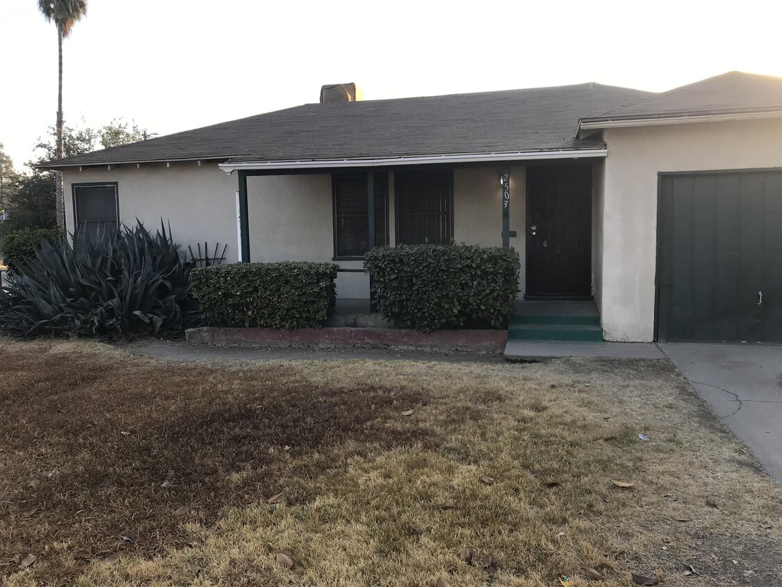 Primary Photo - 2503 S Lily Ave