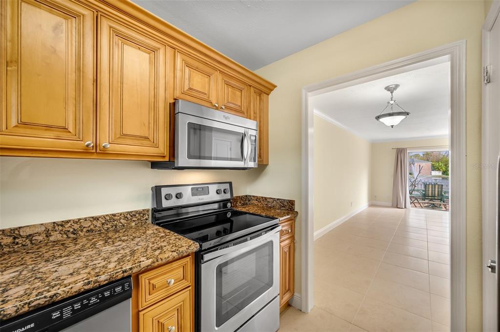 13806 Orange Sunset Dr Unit 13806, Tampa, FL 33618 Condo for Rent in