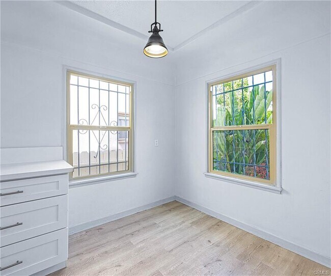 Building Photo - 1119 S Crescent Heights Blvd