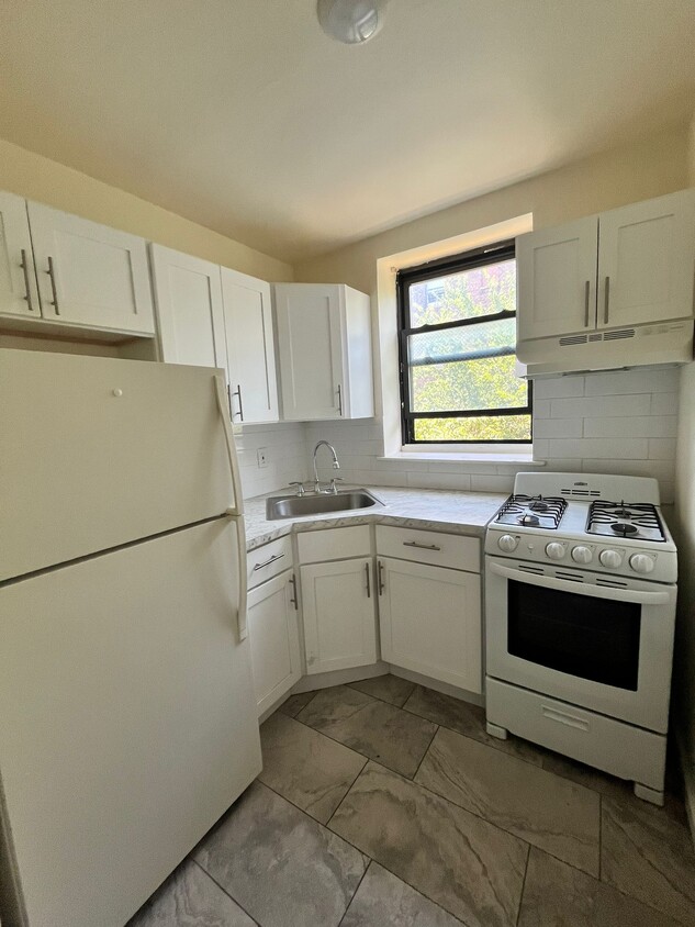 134 Grant Ave Unit 3A, Jersey City, NJ 07305 - Apartments in Jersey ...