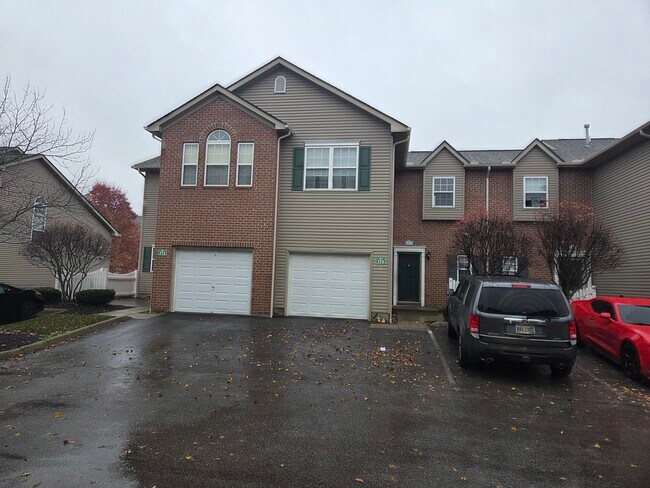 Building Photo - 770 Mystic Pointe Dr