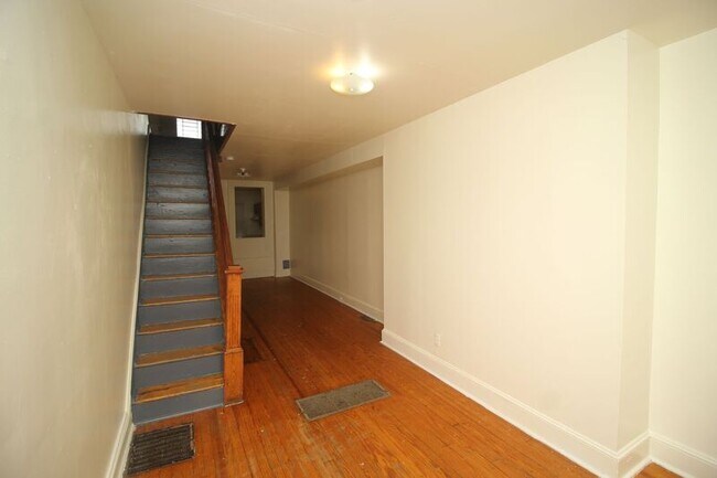 Building Photo - 2931 Pulaski Hwy