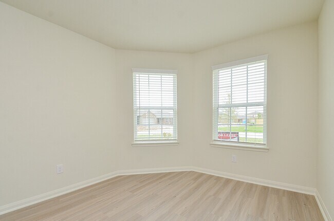 Building Photo - 329 Killam County Dr