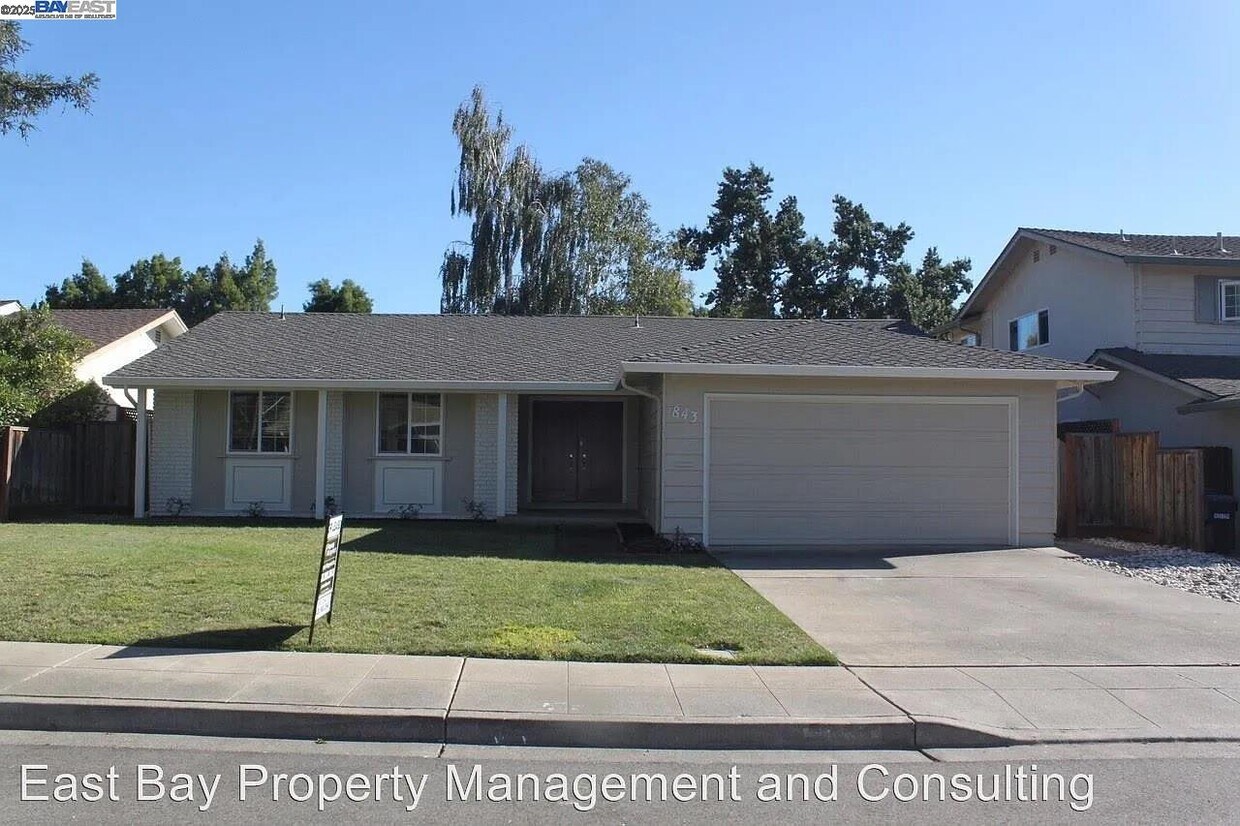 Foto principal - 843 Avalon Way