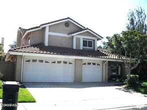 Building Photo - 12788 Summer St