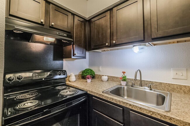 Foto del edificio - 5900 N Braeswood Blvd