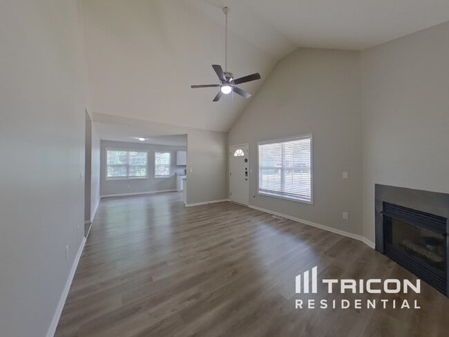 Building Photo - 225 Joes Ct