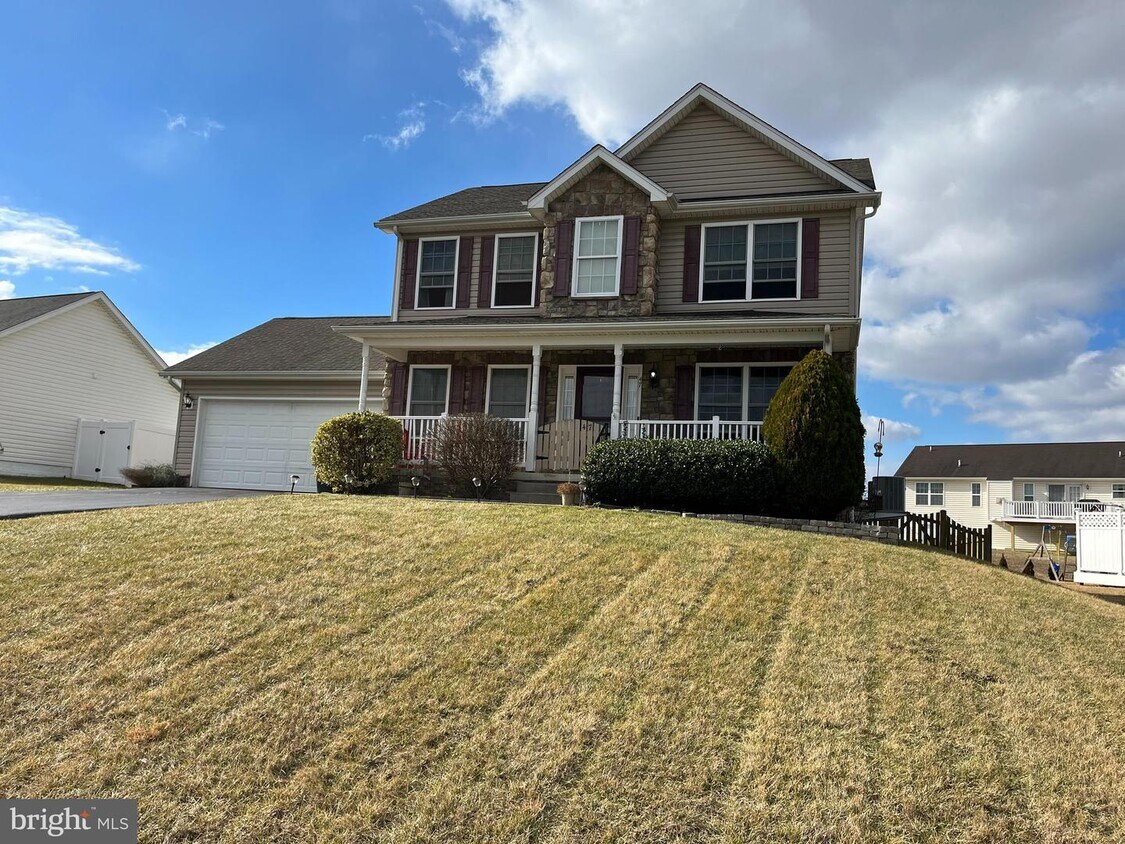 47 Ives St, Martinsburg, WV 25405 House Rental in Martinsburg, WV