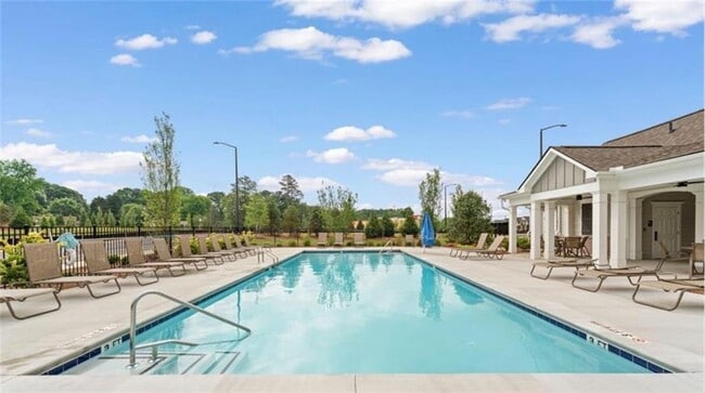 Building Photo - 4635 Moray Dr