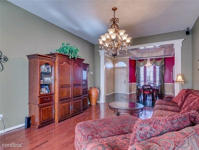 Building Photo - 4 br, 2 bath House - 11864 SW 3rd Terrace